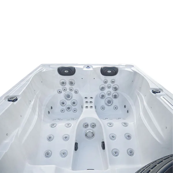3 Person Outdoor Whirlpool Tub L301