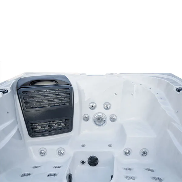 3 Person Outdoor Whirlpool Tub L301