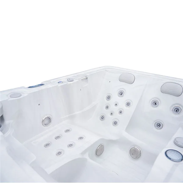 3 Person Outdoor Rectangular Hot Tub M01