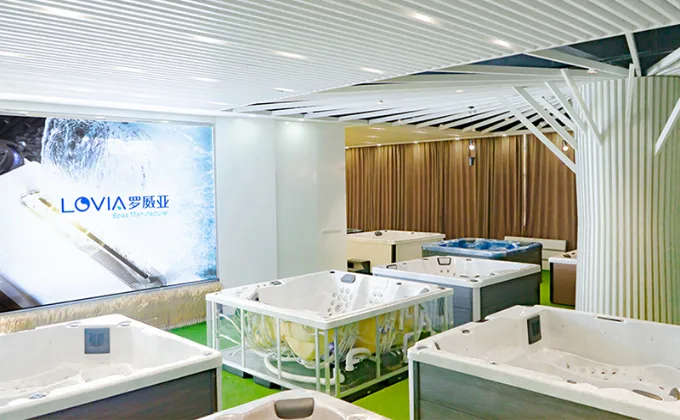 Lovia's Hot Tub Showroom