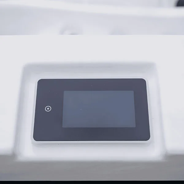 6 Person Family Leisure Hot Tub ZR6010